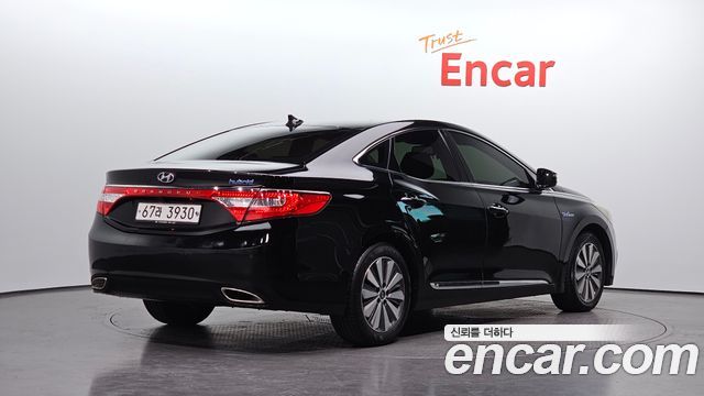 Hyundai Grandeur 2015 — photo 2