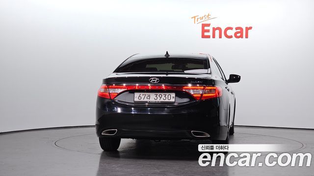 Hyundai Grandeur 2015 — photo 4