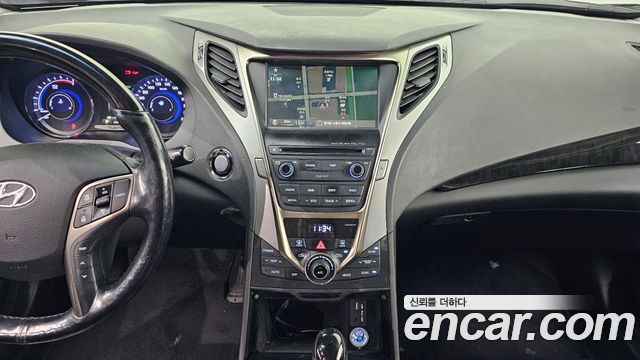 Hyundai Grandeur 2015 — photo 17