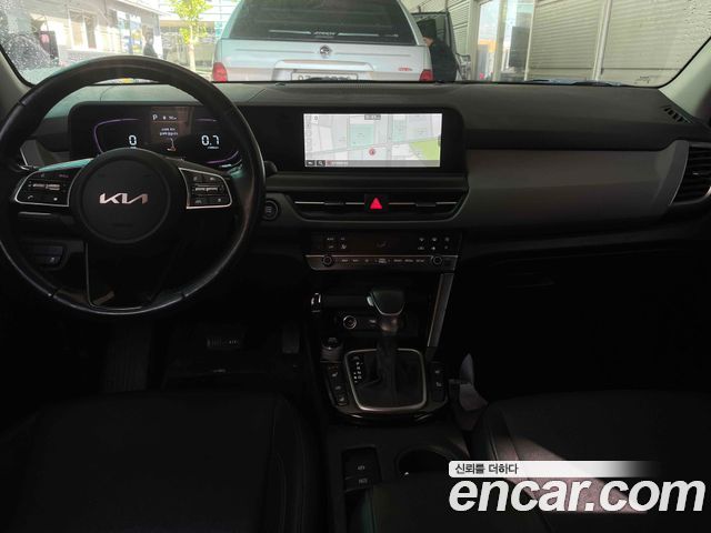 Kia Seltos 2023 — photo 8