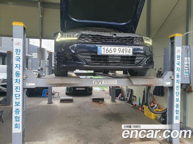 Kia K5 2022 — photo 1