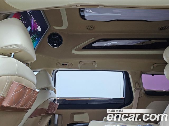 Kia Canival 2018 — photo 18