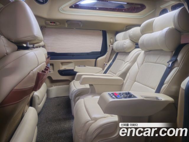 Kia Canival 2018 — photo 19