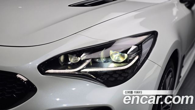 Kia Stinger 2021 — photo 8