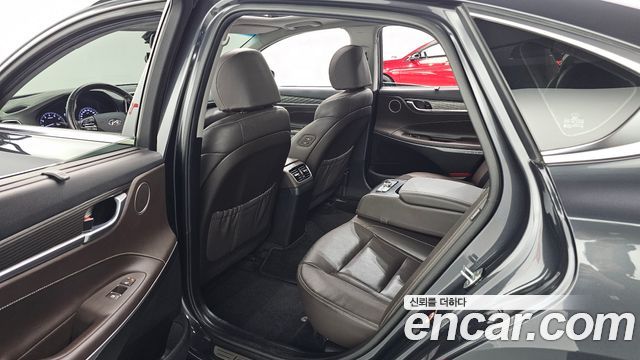 Hyundai Grandeur 2018 — photo 17