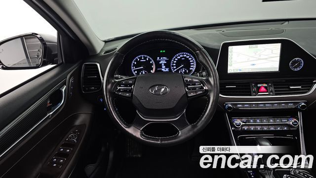 Hyundai Grandeur 2018 — photo 18