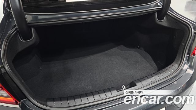 Hyundai Grandeur 2018 — photo 31