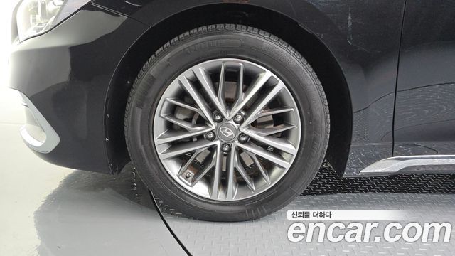 Hyundai Grandeur 2018 — photo 5