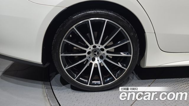 Mercedes-Benz CLS-Class 2019 — photo 5