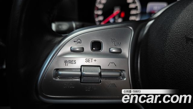 Mercedes-Benz CLS-Class 2019 — photo 26