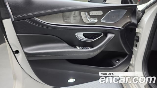 Mercedes-Benz CLS-Class 2019 — photo 14