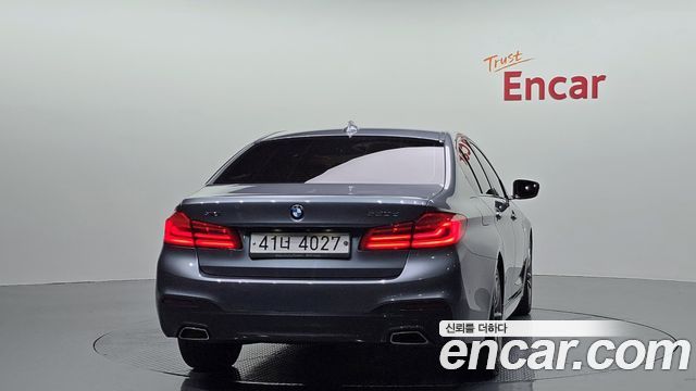 BMW 5-Series 2017 — photo 4