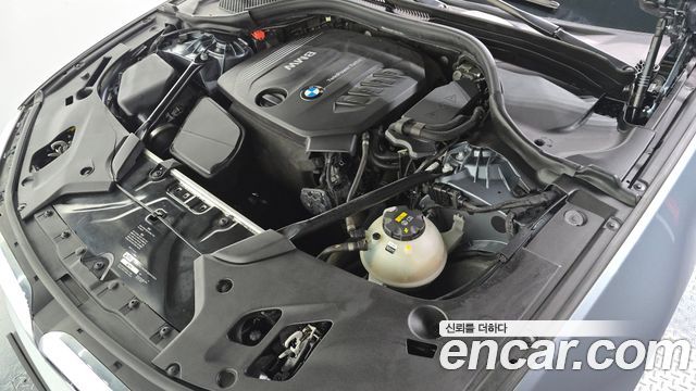 BMW 5-Series 2017 — photo 6