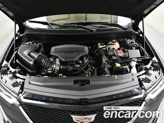 Cadillac XT6 2023 — photo 6