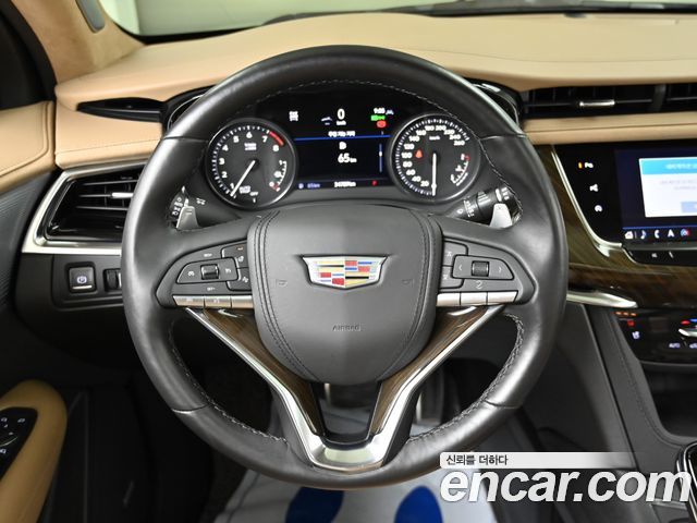 Cadillac XT6 2023 — photo 13