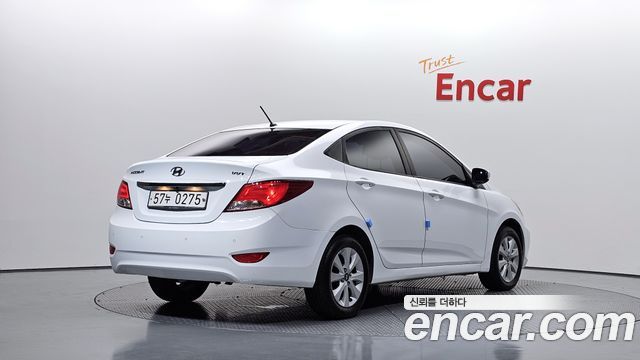 Hyundai Accent 2017 — photo 2