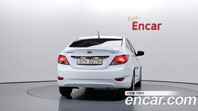 Hyundai Accent 2017 — photo 4