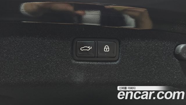 Kia K9 2022 — photo 20