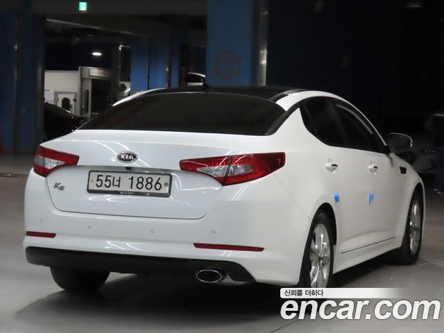 Kia K5 2011 — photo 2