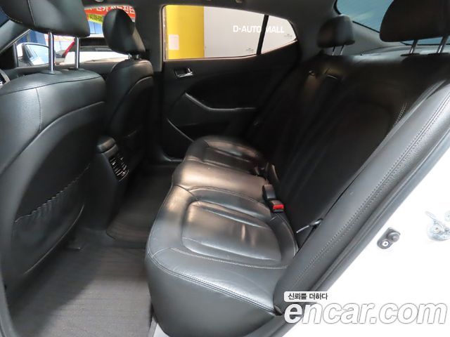 Kia K5 2011 — photo 13
