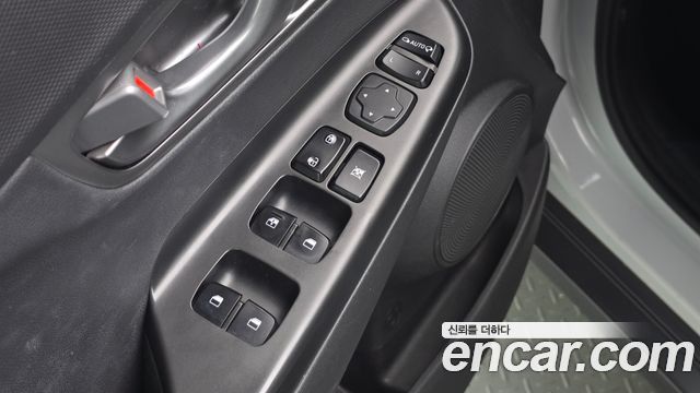 Hyundai Kona 2020 — photo 28