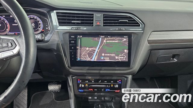 Volkswagen Tiguan 2022 — photo 19