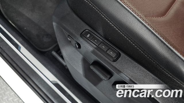 Volkswagen Tiguan 2022 — photo 22