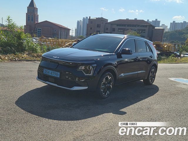 Kia Niro 2024 — photo 1