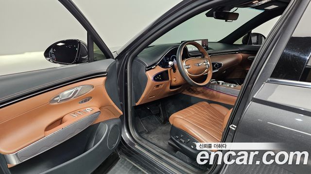Genesis GV70 2021 — photo 13