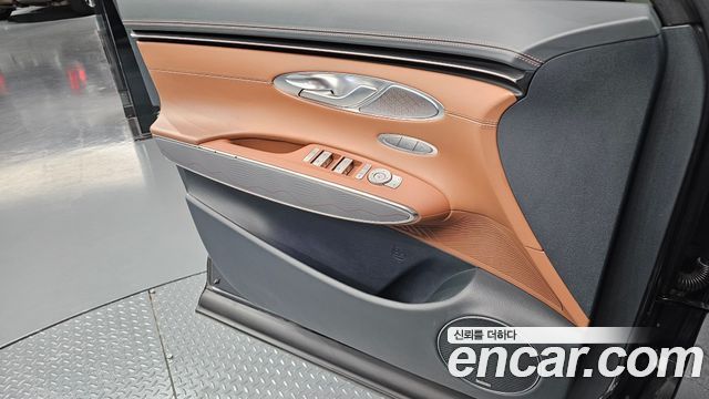 Genesis GV70 2021 — photo 14