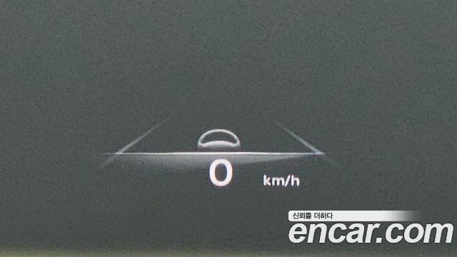 Genesis GV70 2021 — photo 34