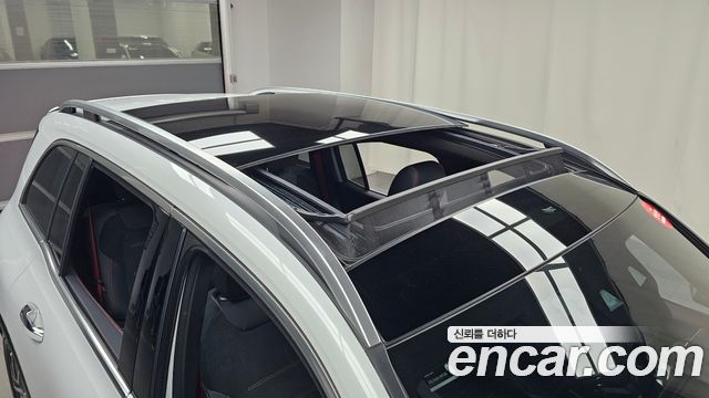Mercedes-Benz GLB-Class 2023 — photo 29