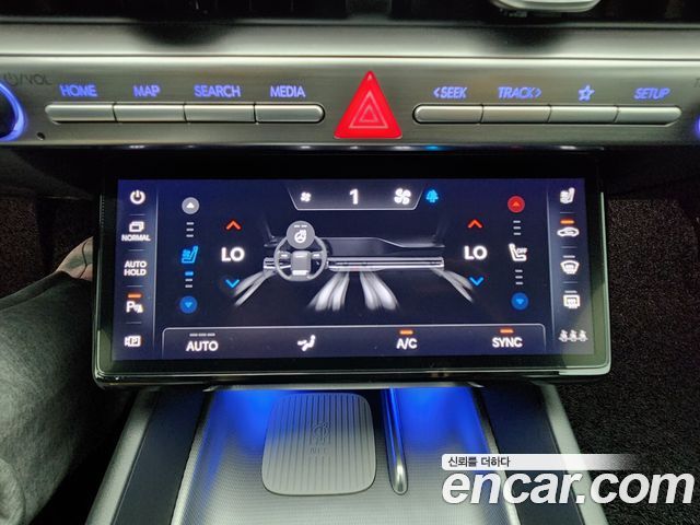 Hyundai Grandeur 2023 — photo 9