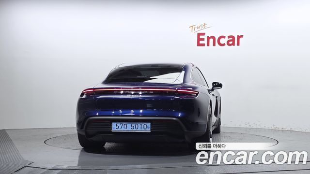 Porsche Taycan 2022 — photo 4