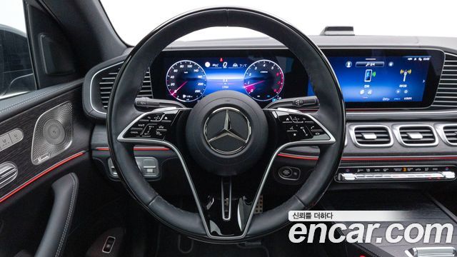 Mercedes-Benz GLE-Class 2026 — photo 20