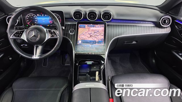 Mercedes-Benz C-Class 2024 — photo 10