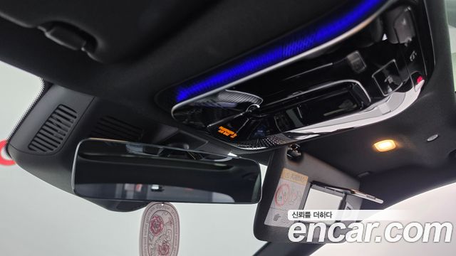 Mercedes-Benz C-Class 2024 — photo 28