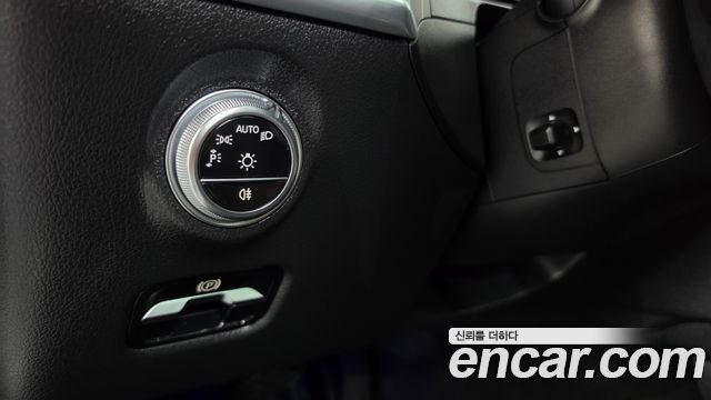 Mercedes-Benz C-Class 2024 — photo 29