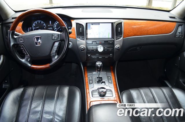 Hyundai Equus 2010 — photo 8