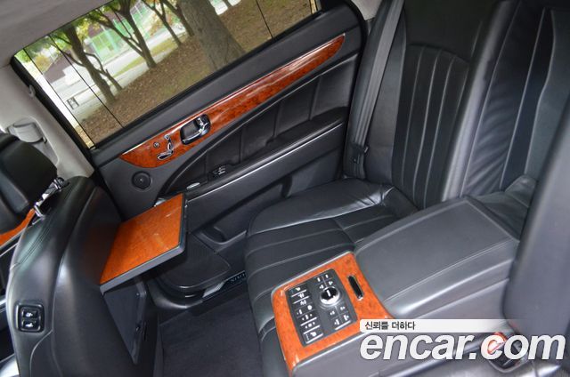 Hyundai Equus 2010 — photo 13