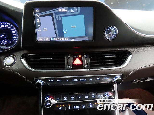 Hyundai Grandeur 2018 — photo 11