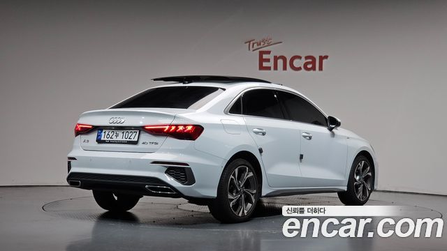 Audi A3 2023 — photo 2