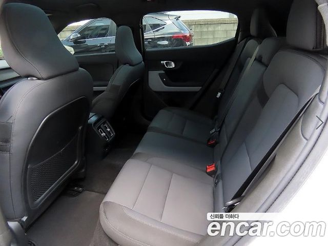 Polestar Polestar 2 2022 — photo 6
