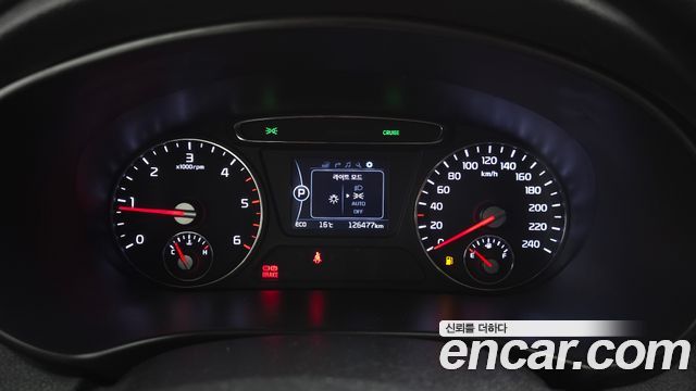 Kia Sorento 2016 — photo 11