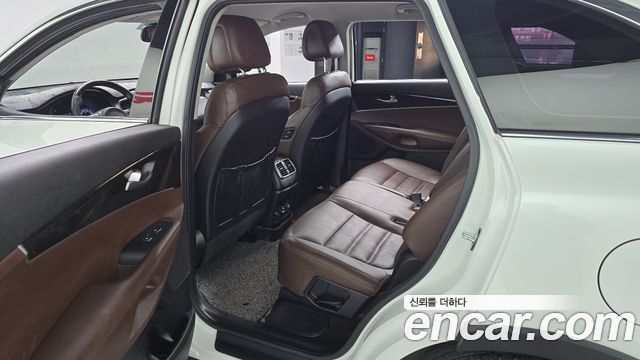 Kia Sorento 2016 — photo 17
