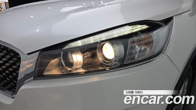Kia Sorento 2016 — photo 8