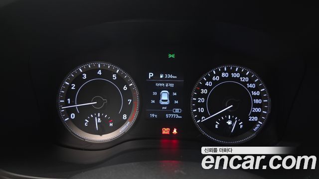 Hyundai Venue 2020 — photo 8
