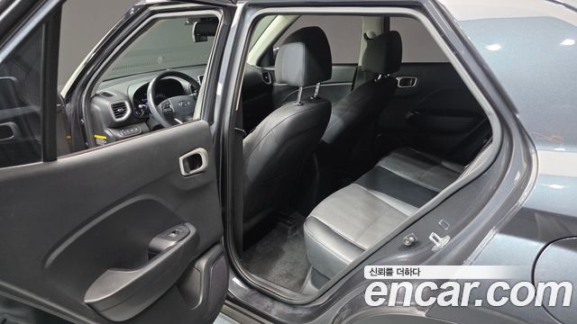 Hyundai Venue 2020 — photo 11