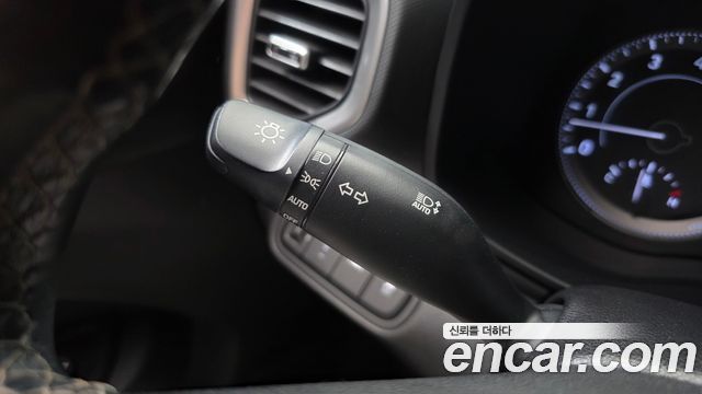Hyundai Venue 2020 — photo 15
