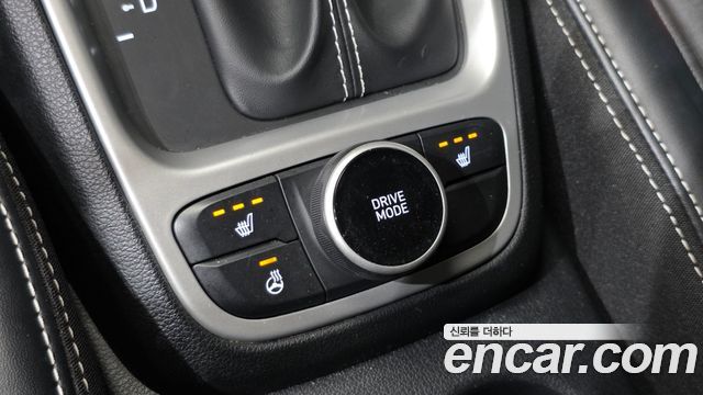 Hyundai Venue 2020 — photo 18